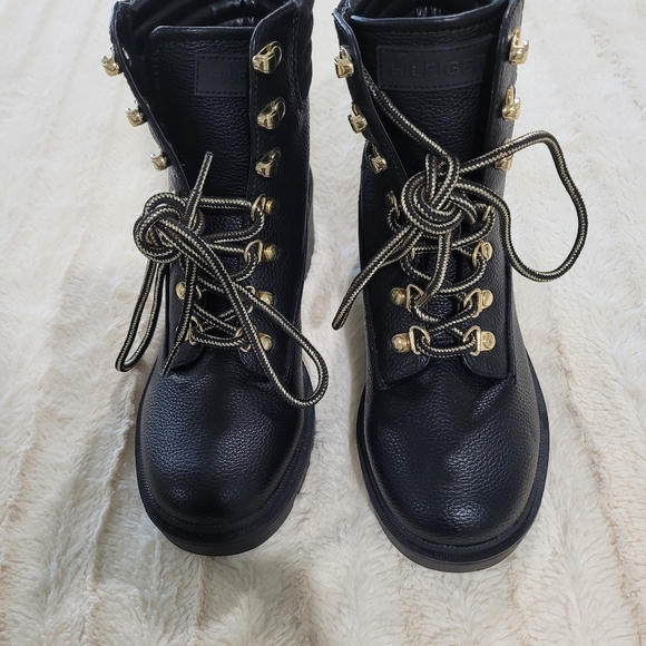 Boots - Picture 6 of 6